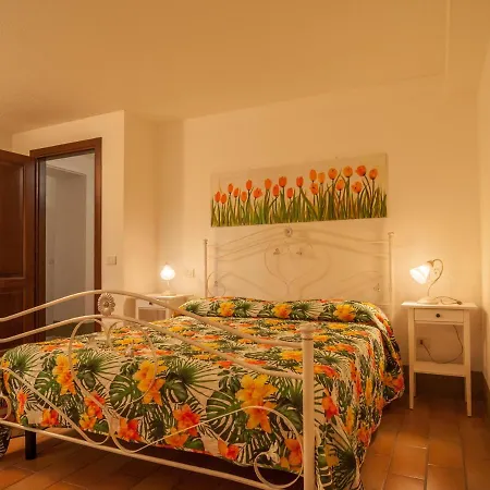 בית חווה Oasi Torre Del Colle