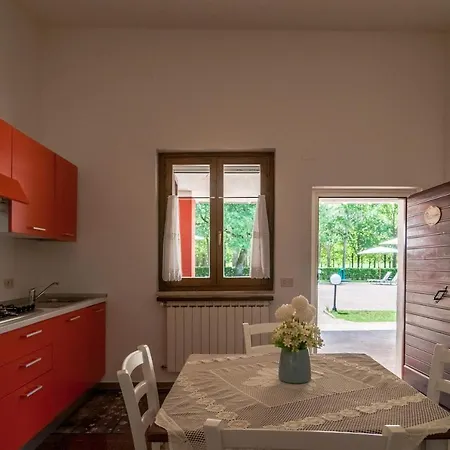 בית חווה Oasi Torre Del Colle בוואניה