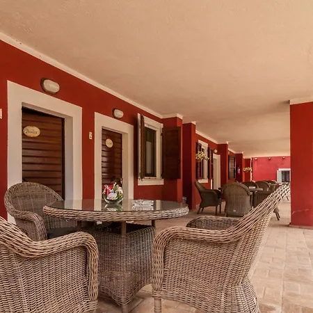 Oasi Torre Del Colle * בוואניה